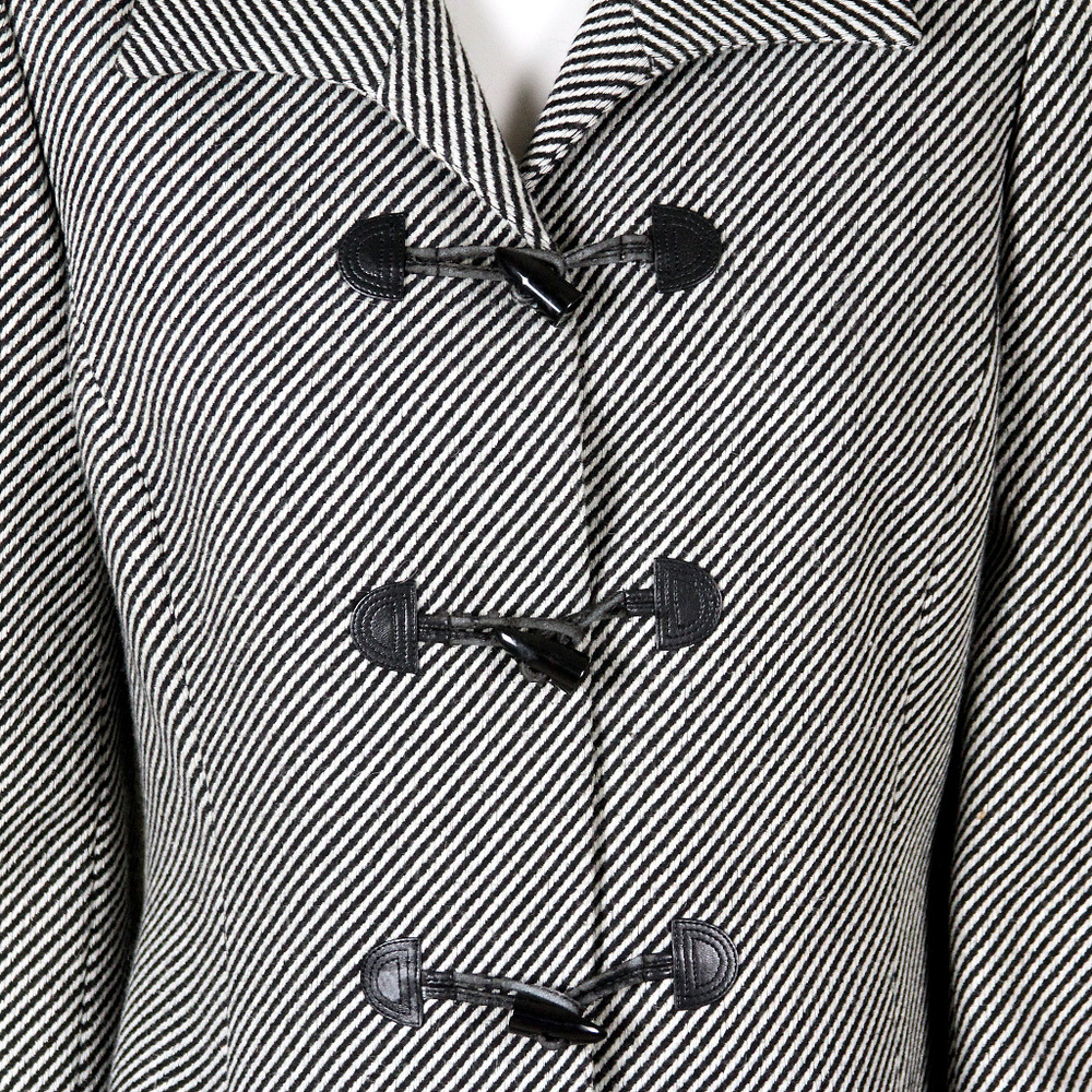Tahari Blazer/ Black & Grey Zebra /Wool Blend / 6 - Picture 4 of 8